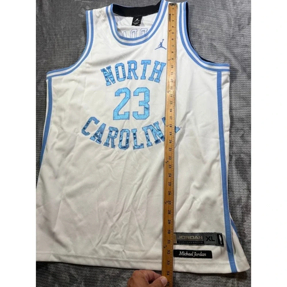Jordan North Carolina Michael Jordan 23 Jersey Mens XL White Blue Stitched Nike